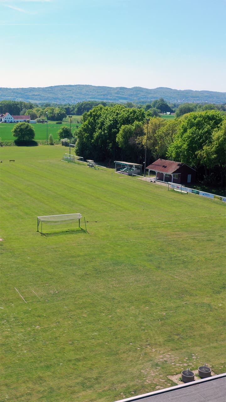 bg_sportplatz_frotheim